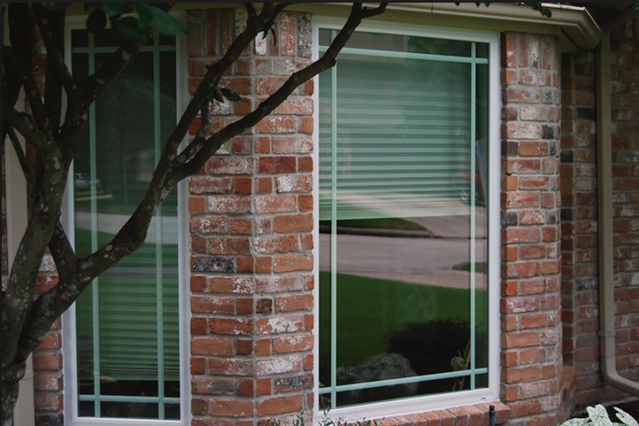 Double-Hung vs. Single-Hung Windows for Your Home